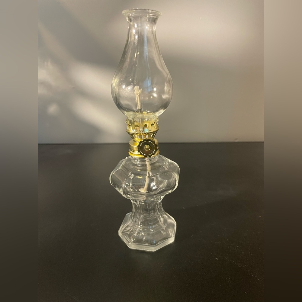 Heritage Clear Glass Oil Lamp with Gold Accents